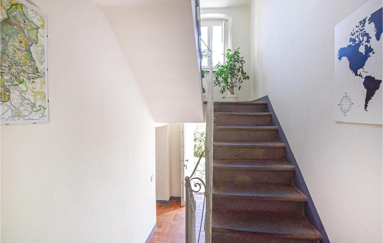 5 Bedroom Amazing Home In Fabbiano Fabbiano  Εξωτερικό φωτογραφία